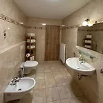 ماريانا * روست