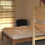 ماريانا شقة روست