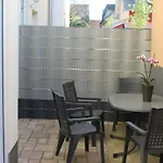 شقة ماريانا روست