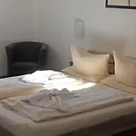 ماريانا *