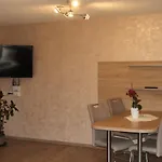 ماريانا شقة *