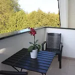 ماريانا روست