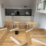 شقة ماريانا روست