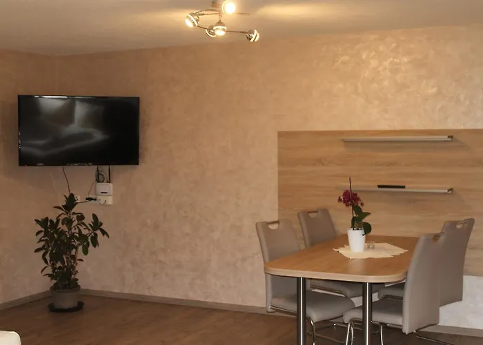 ماريانا شقة *